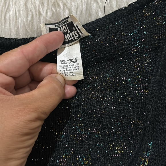 Vintage Keneth too black rainbow knit top size small - Picture 5 of 7